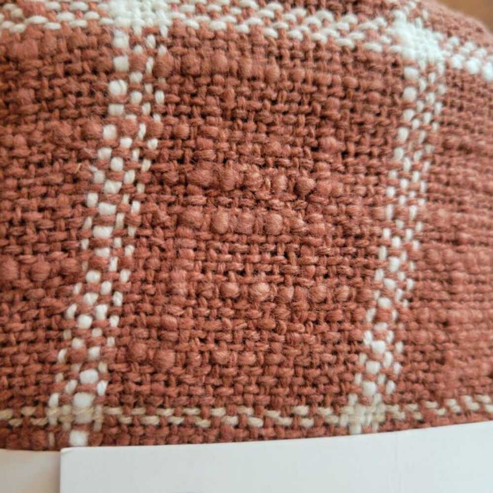 Little Korboose Woven Blanket Throw New In Package - Picture 3 of 4